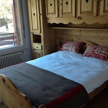 Plein Centre, Ski A Pied, Vue, Calme Crans-Montana Rom bilde
